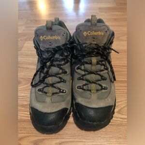Columbia, Hiking Boots